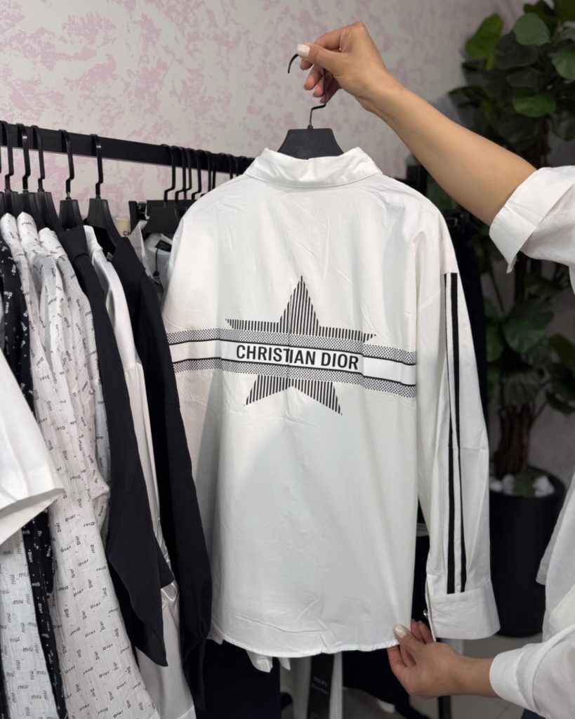 شومیز  مستر  Dior  کد ۱۰۷۱