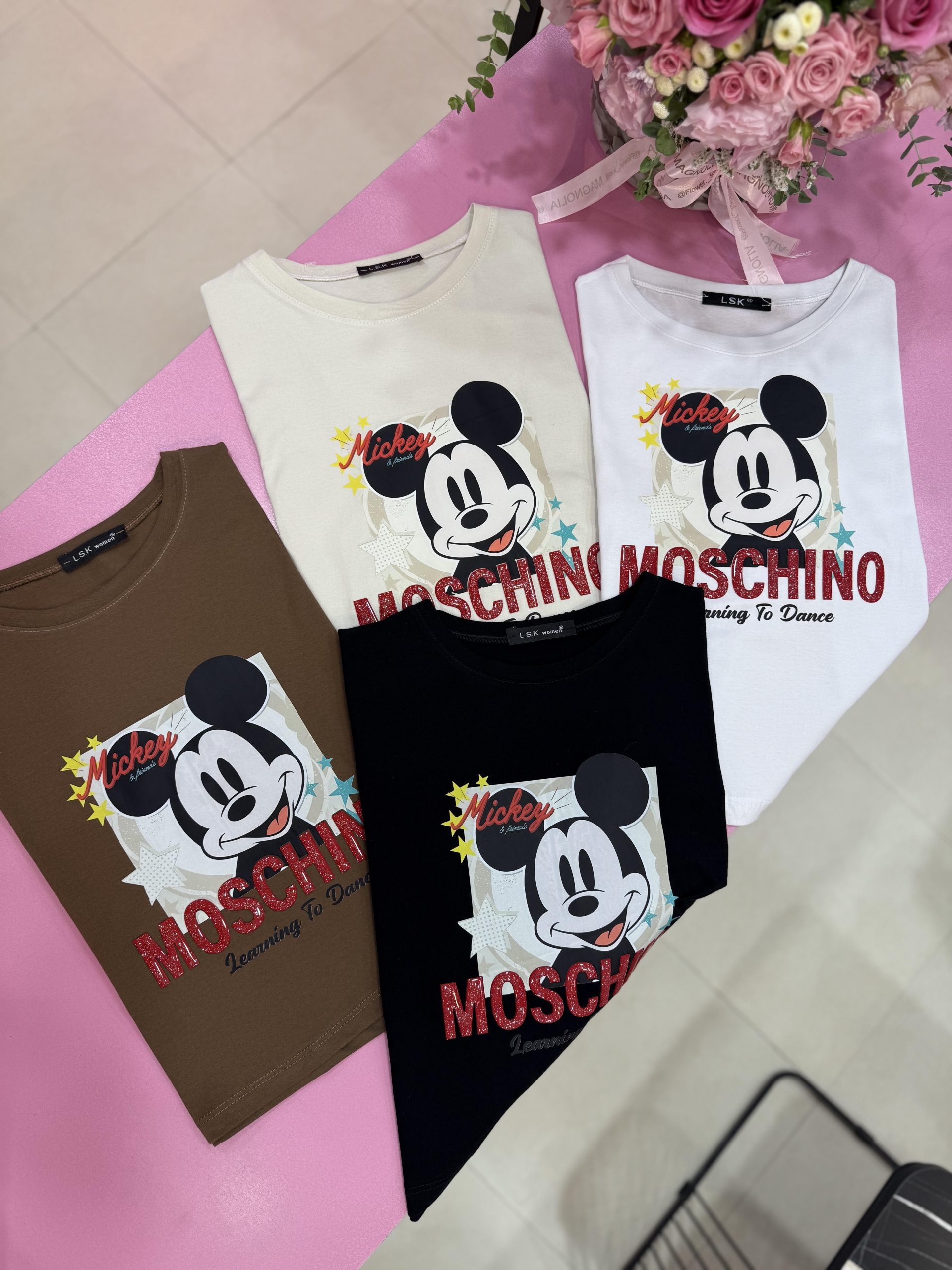 تیشرت کراپ میکی moschino کد ۱۱۲۶