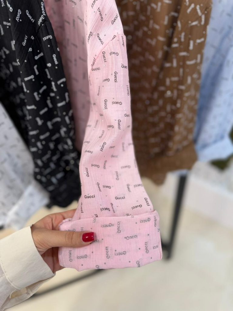 شومیز Gucci شیشه ای + کراپ کد ۱۳۳۱