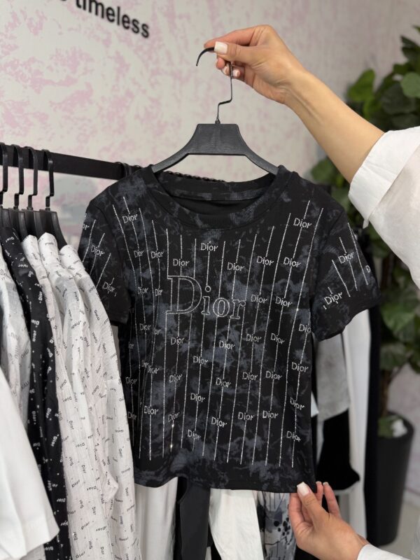 تیشرت کراپ فول نگین Dior کد ۱۴۰۷