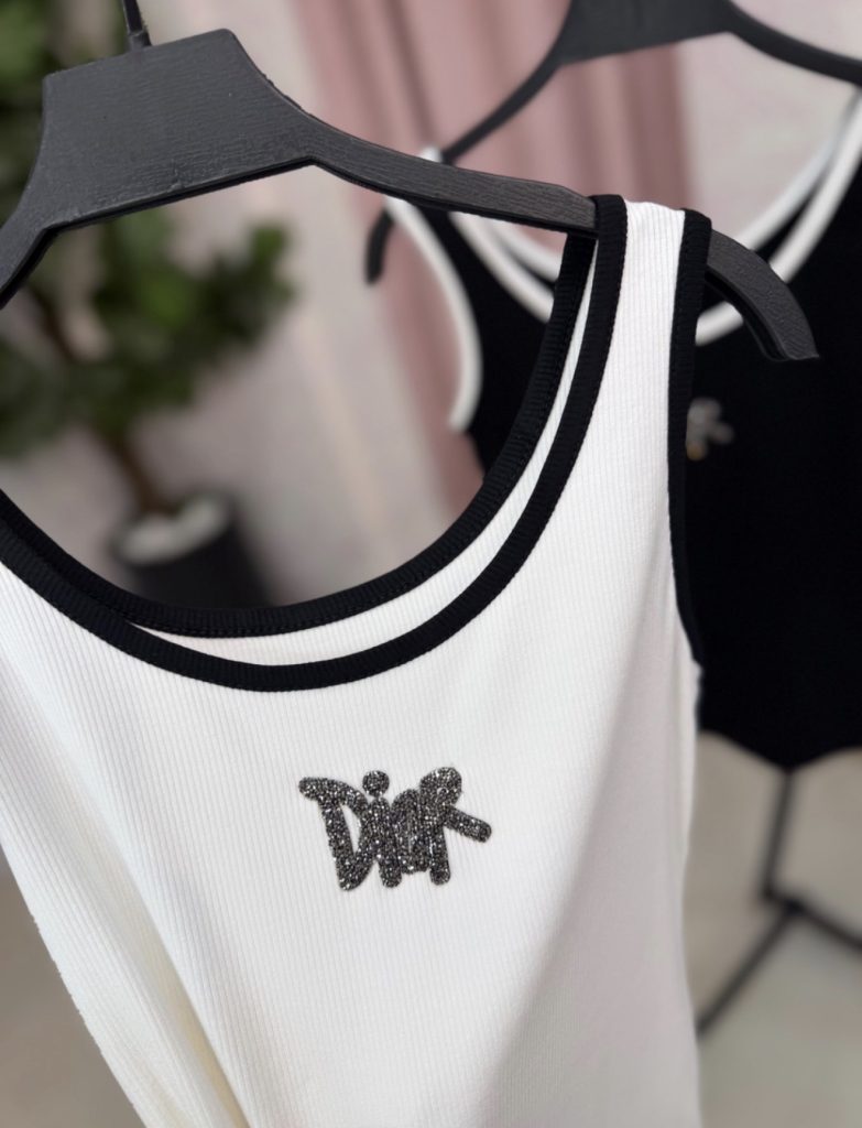 کراپ Dior کد ۱۳۳۵