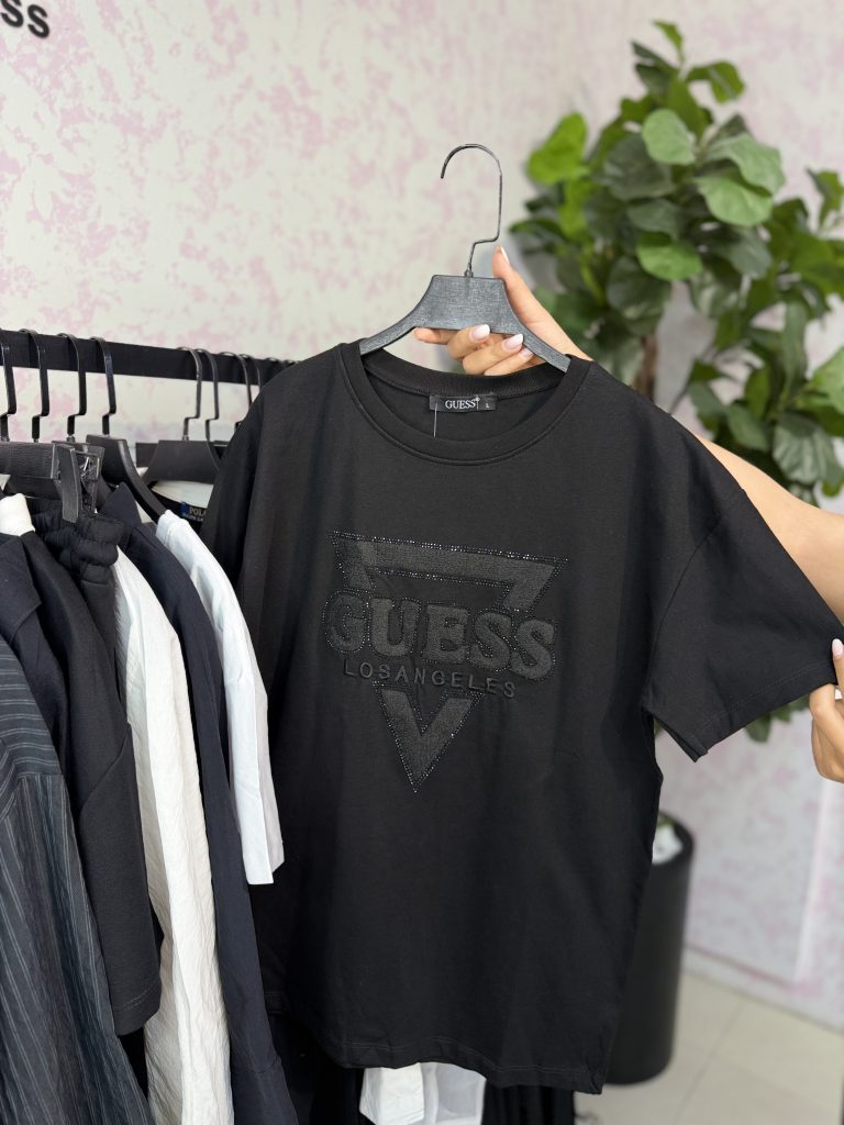 تیشرت Guess کد ۱۴۸۴