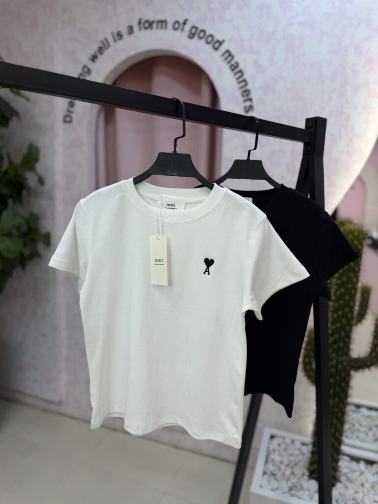 تیشرت کراپ Ami کد ۱۵۶۹